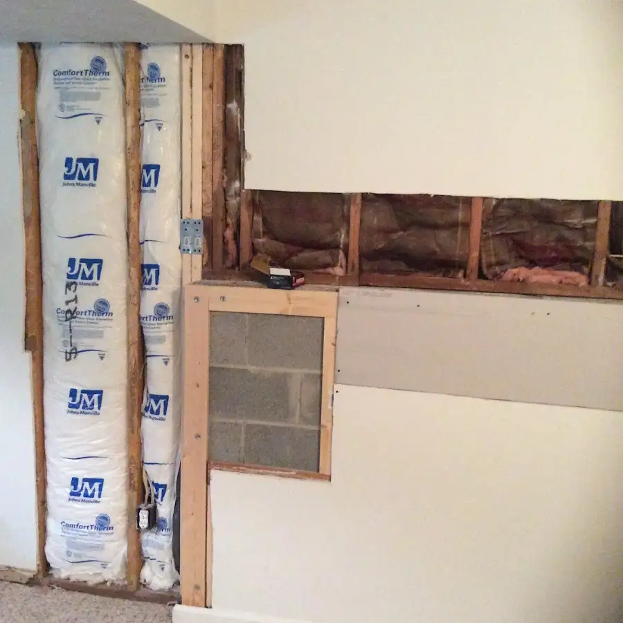 Wall insulation replacement during Structural Drying in Powell